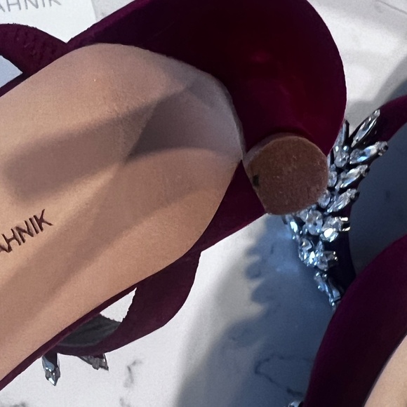 MANOLO BLAHNIK - LURUM - Burgundy VELVET Crystal Embellished - Picture 13 of 16